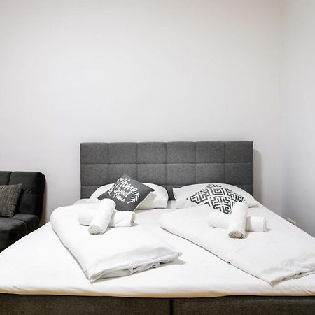 Royal-Haven Apartment Вена Экстерьер фото